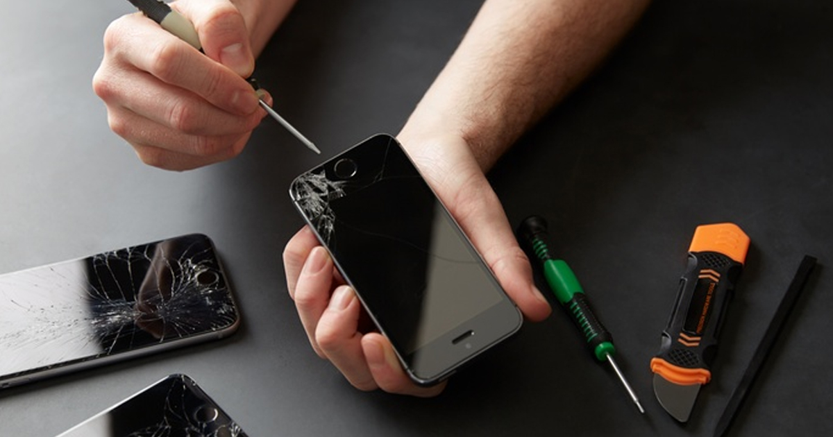 Why Won’t My Phone Charge Anymore? Wichita Repair Guide