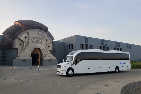 Corporate Transportation That Keeps Monday Meetings on Schedule